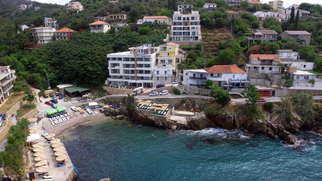 Apartments Gran Sasso Ulcinj Exterior foto